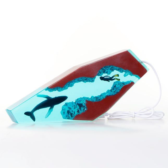 Lámpara de resina epoxi con ballena