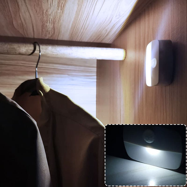 Luz LED inalámbrica con sensor movimiento