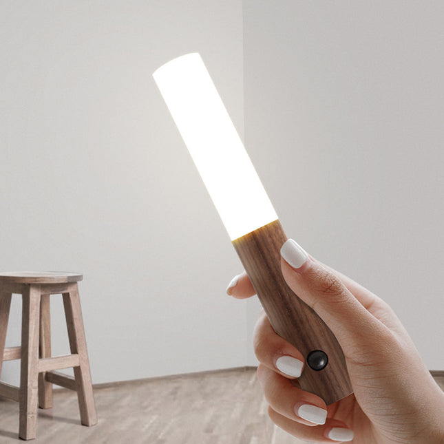 Lámpara de pared magnética de madera