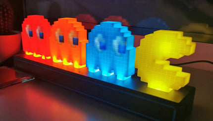 Lámpara LED fantasmas videojuego Pac-Man