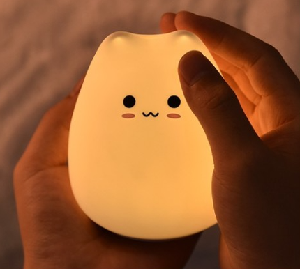 Lámpara quitamiedos gatito de silicona suave