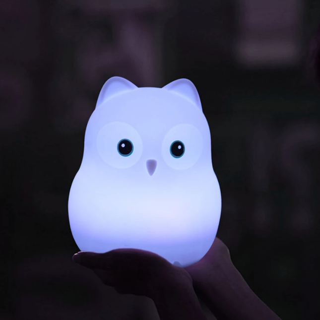 Luz quitamiedos búho silicona con mando