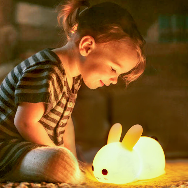 Luz quitamiedos conejo táctil de silicona