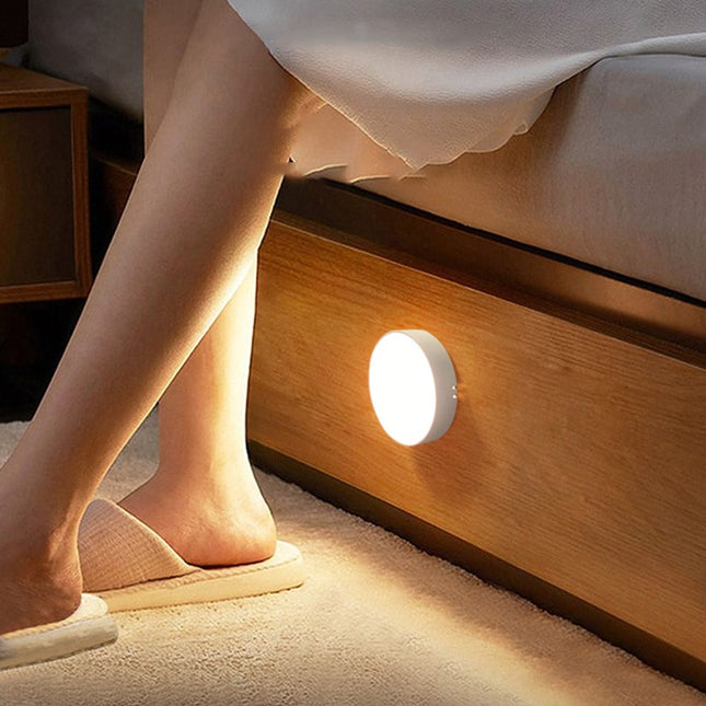 Luz nocturna LED con sensor de movimiento