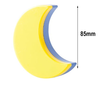 Luz de enchufe forma luna amarilla