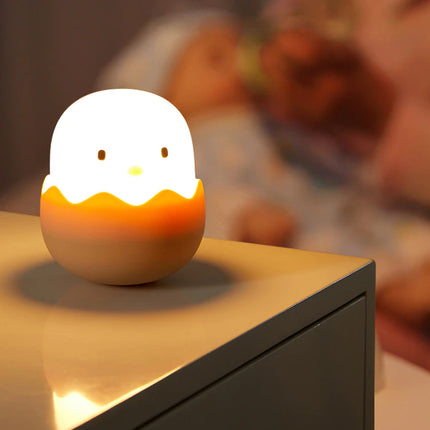 Luz quitamiedos pollito de silicona táctil