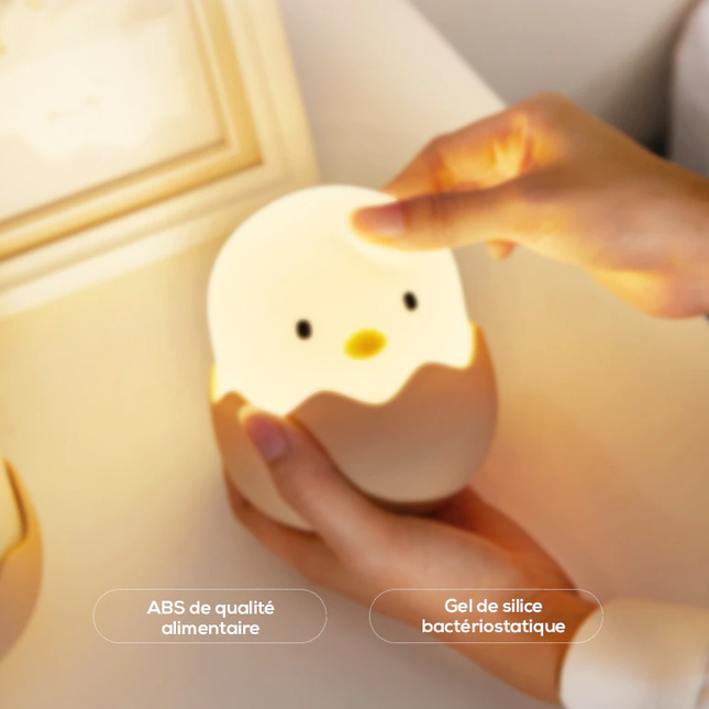 Luz quitamiedos pollito de silicona táctil