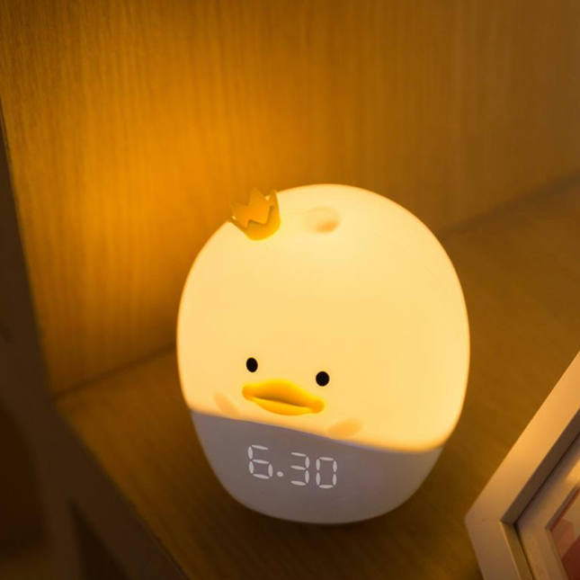 Despertador infantil digital con luz pollito
